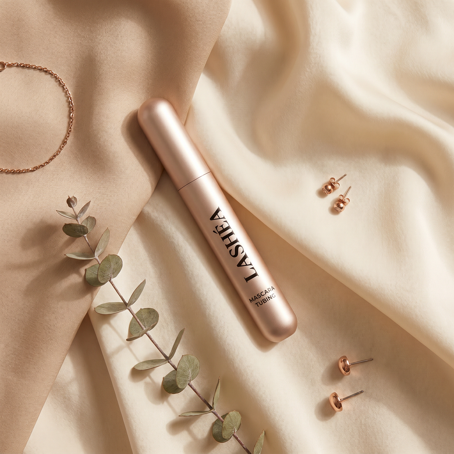 Mascara Tubing Lashéa, mise en scène éditoriale